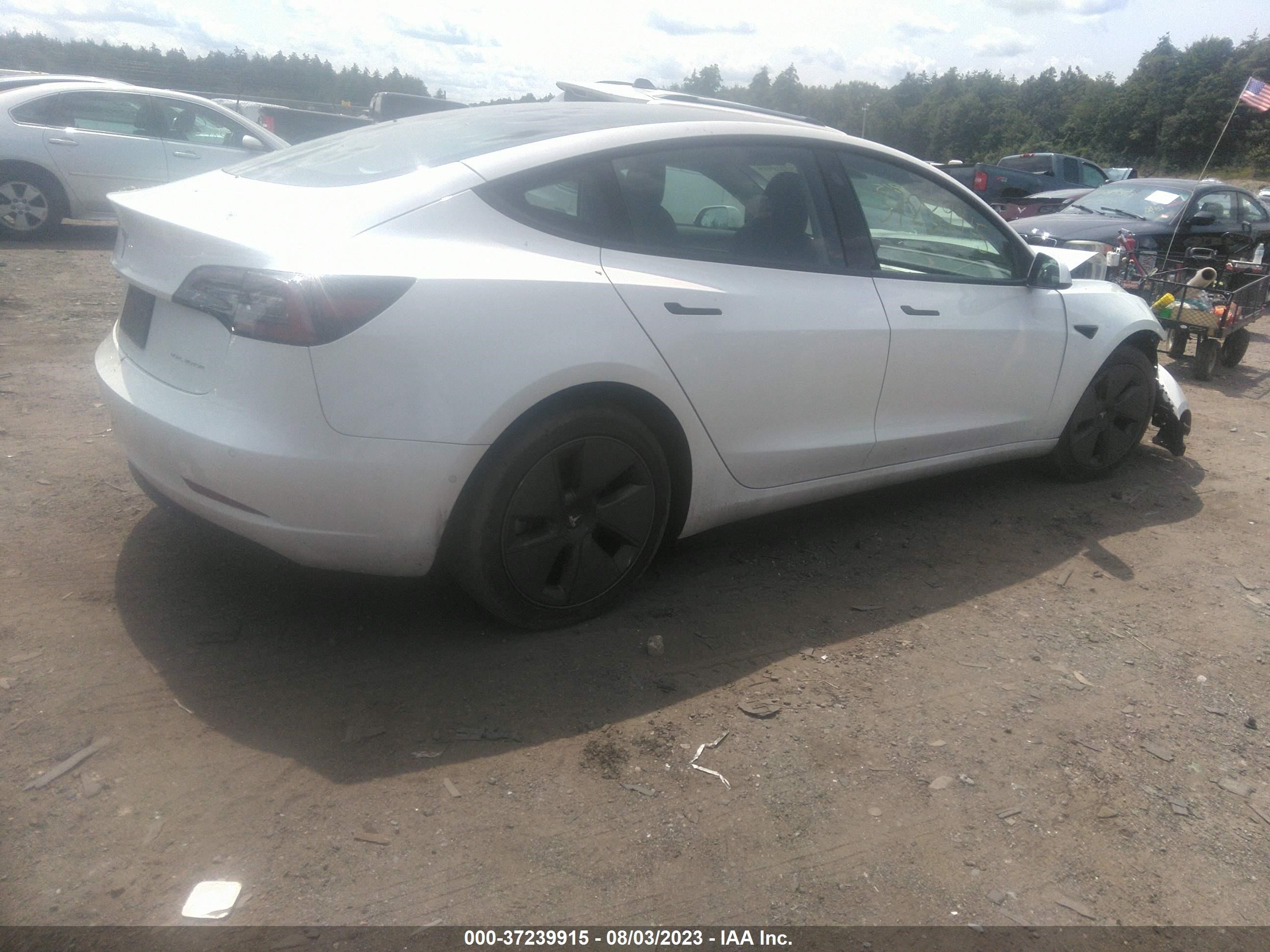 5YJ3E1EB6NF101812  tesla model 3 2022 IMG 3