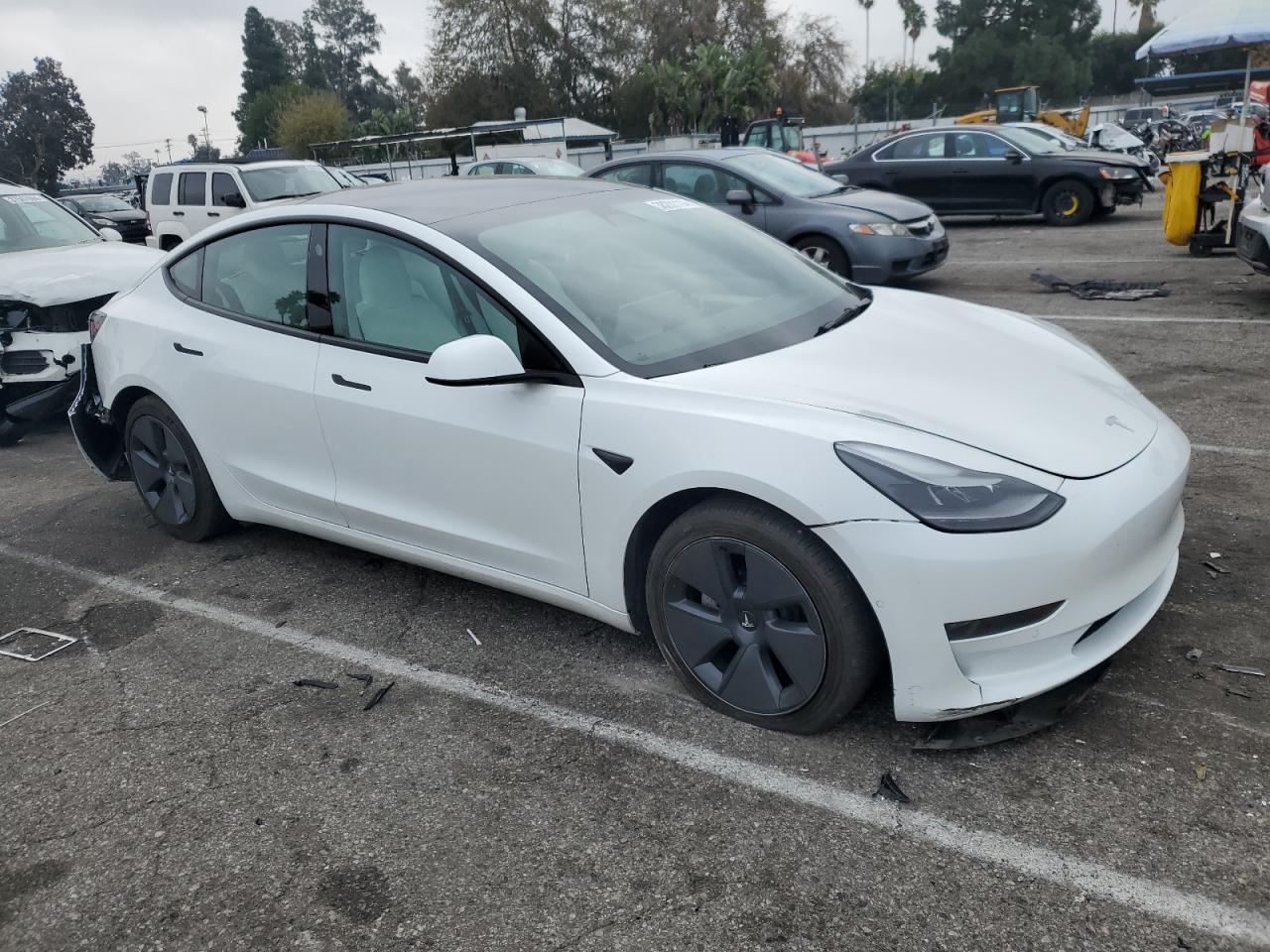 5YJ3E1EB6NF130792  tesla model 3 2022 IMG 3