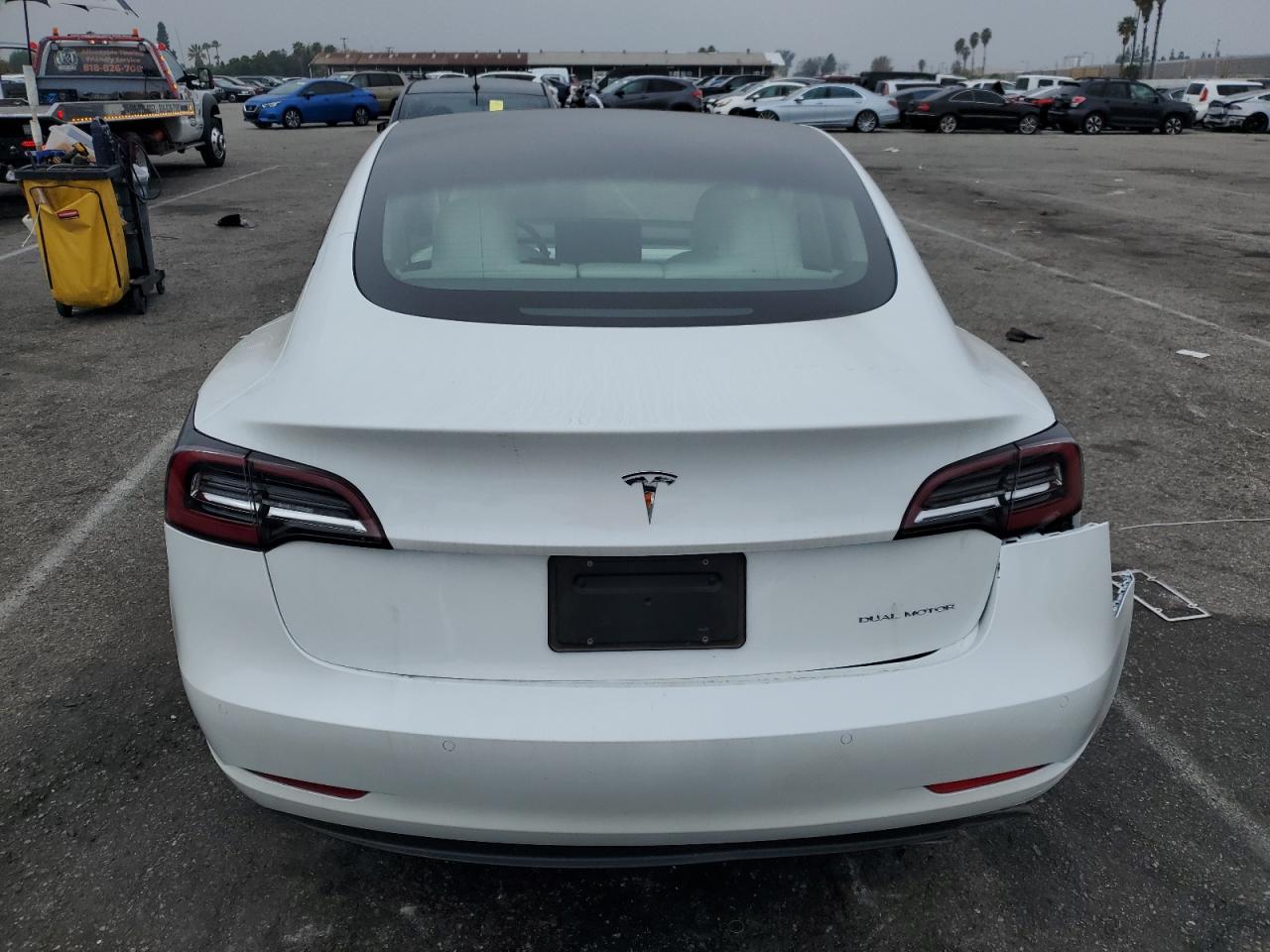 5YJ3E1EB6NF130792  tesla model 3 2022 IMG 5