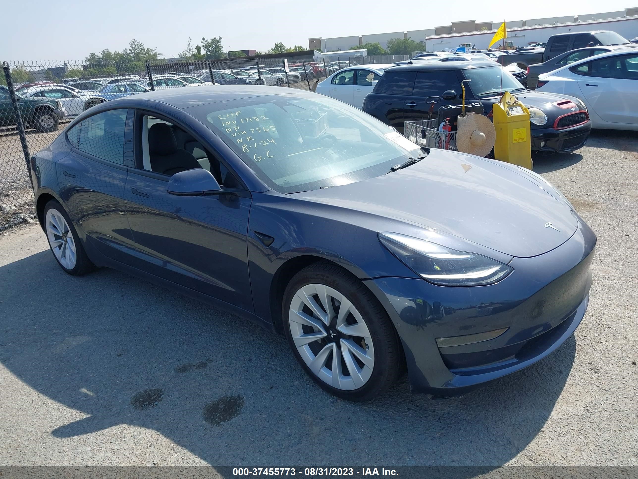 5YJ3E1EB8NF137565  tesla model 3 2021 IMG 0