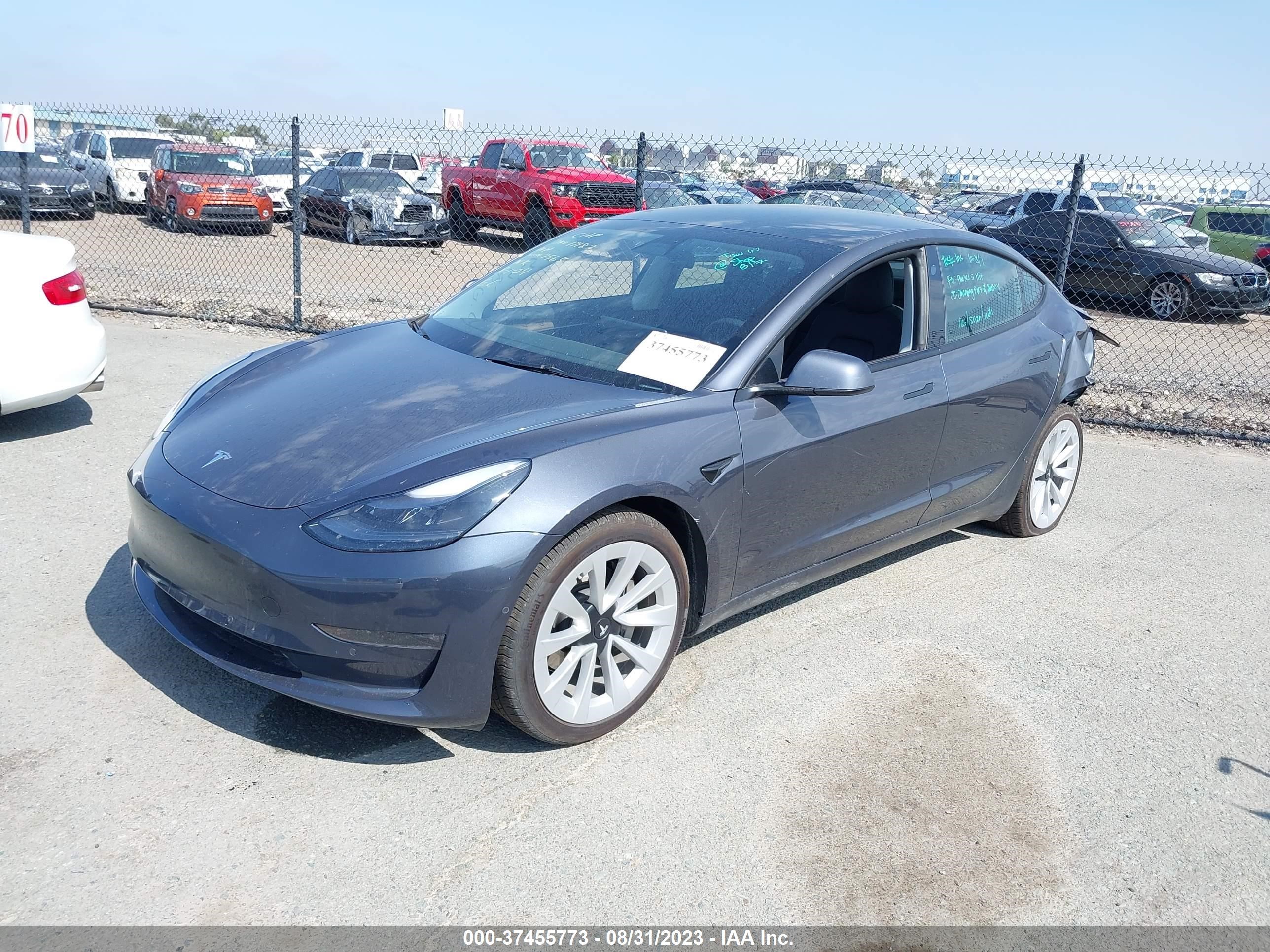 5YJ3E1EB8NF137565  tesla model 3 2021 IMG 1