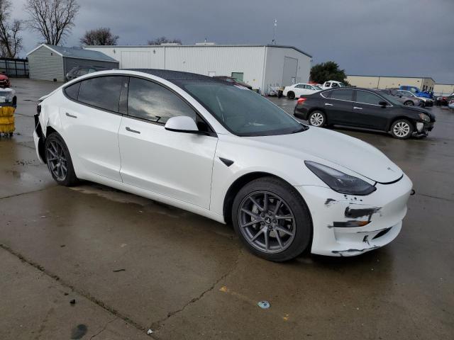 5YJ3E1EB9NF135419  tesla model 3 2022 IMG 3