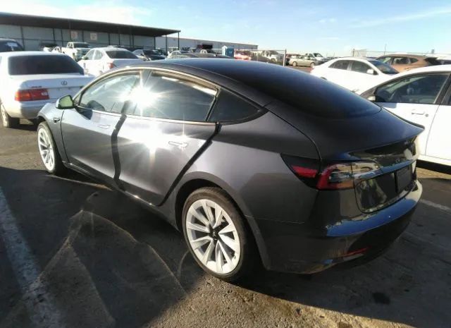 5YJ3E1EA0NF352445  tesla model 3 2022 IMG 2