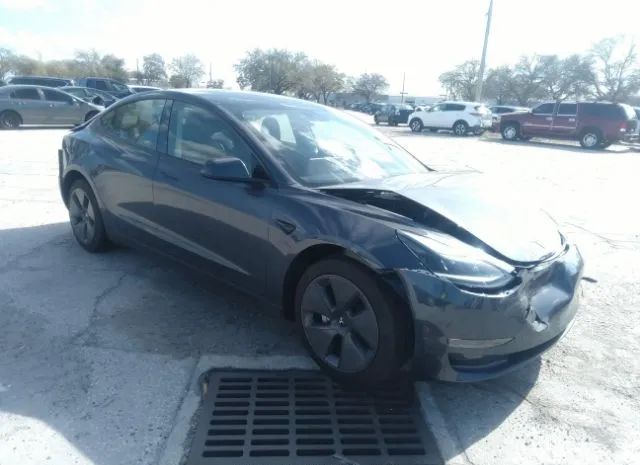 5YJ3E1EA8NF372801  tesla model 3 2022 IMG 0