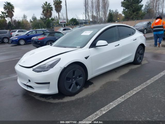 5YJ3E1EA9NF157668  tesla model 3 2022 IMG 1