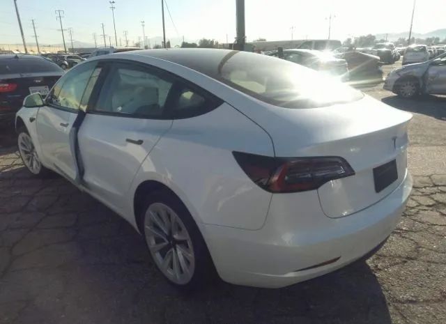 5YJ3E1EA9NF374217  tesla model 3 2022 IMG 2