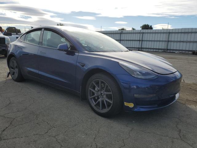 5YJ3E1EB2NF162140  tesla model 3 2022 IMG 3