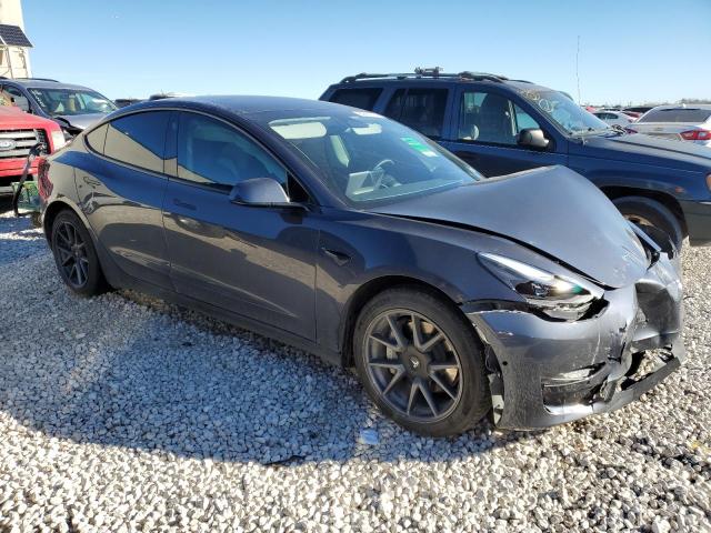 5YJ3E1EB2NF172117  tesla model 3 2022 IMG 3