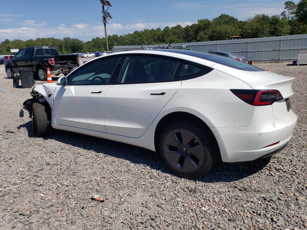 5YJ3E1EB2NF345747  tesla model 3 2022 IMG 1