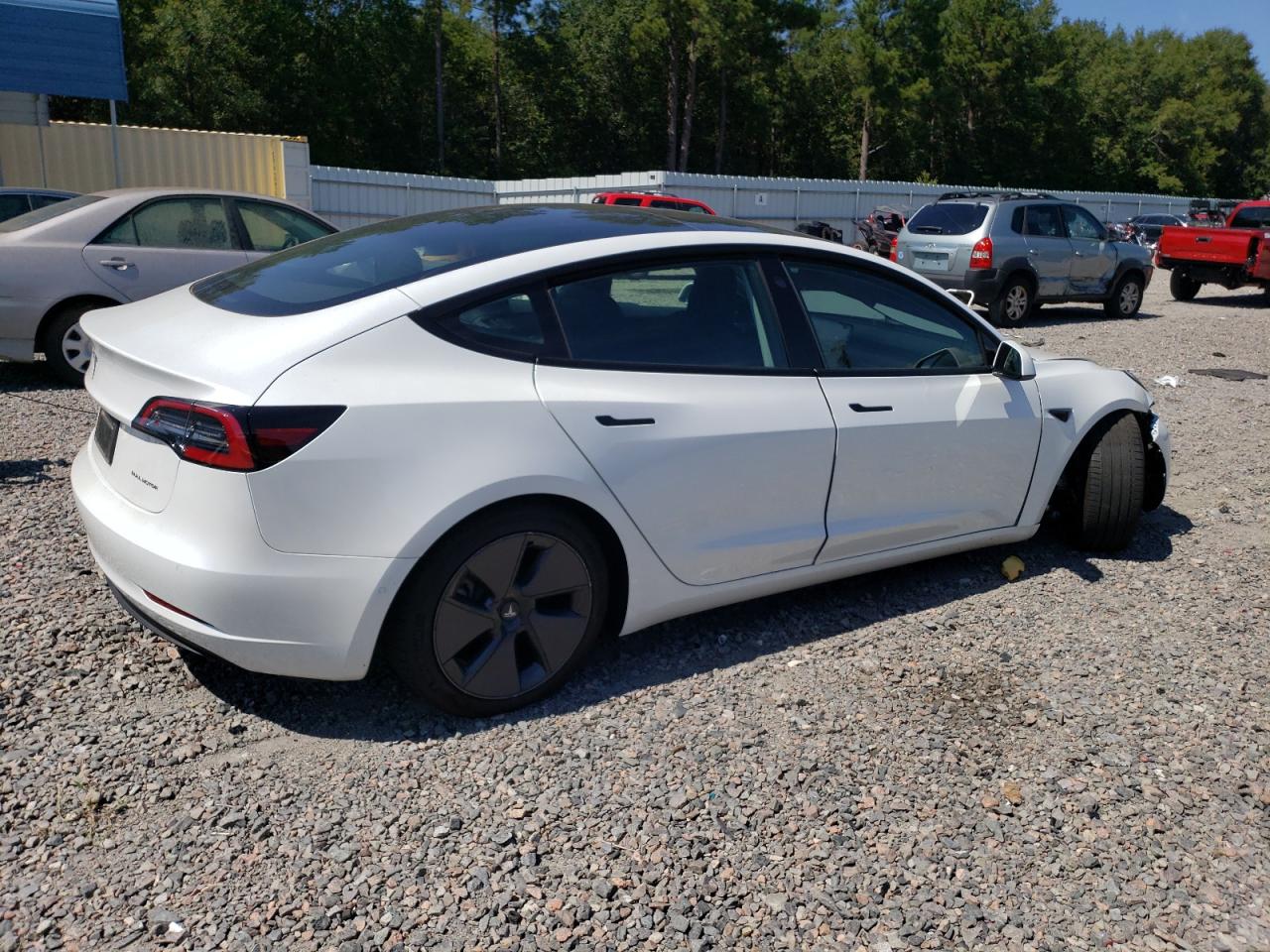 5YJ3E1EB2NF345747  tesla model 3 2022 IMG 2