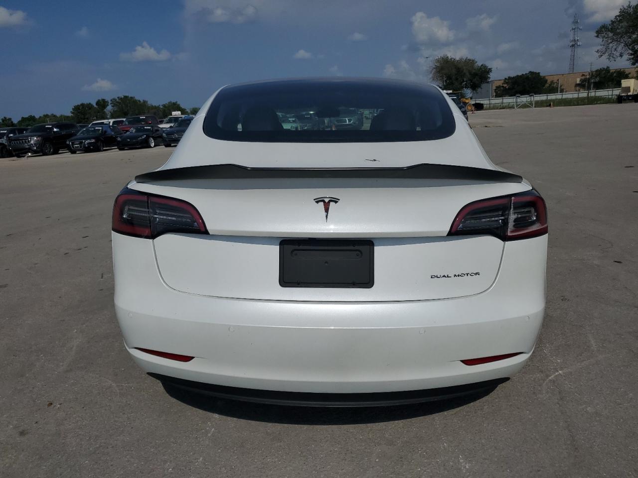 5YJ3E1EB3NF184261  tesla model 3 2022 IMG 5