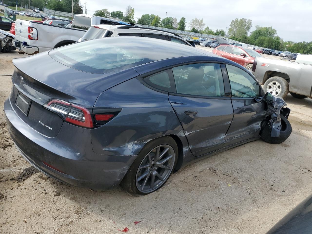 5YJ3E1EB6NF188496  tesla model 3 2022 IMG 2