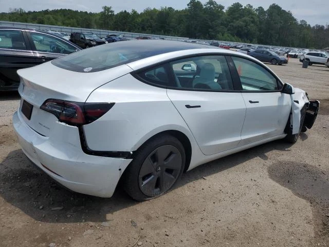 5YJ3E1EB6NF327204  tesla model 3 2022 IMG 2