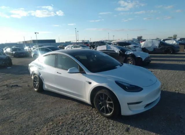 5YJ3E1EB7NF157032  tesla model 3 2022 IMG 0