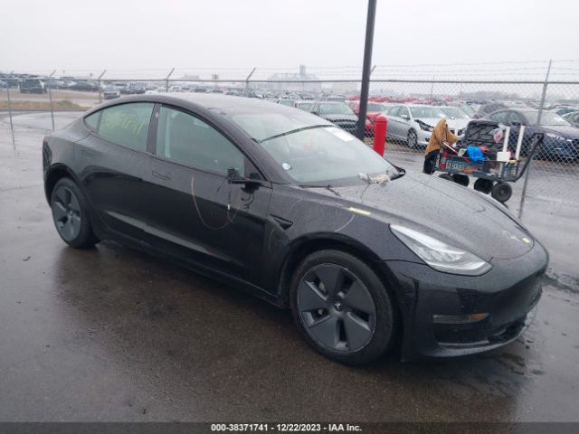 5YJ3E1EB7NF244056  tesla model 3 2022 IMG 0