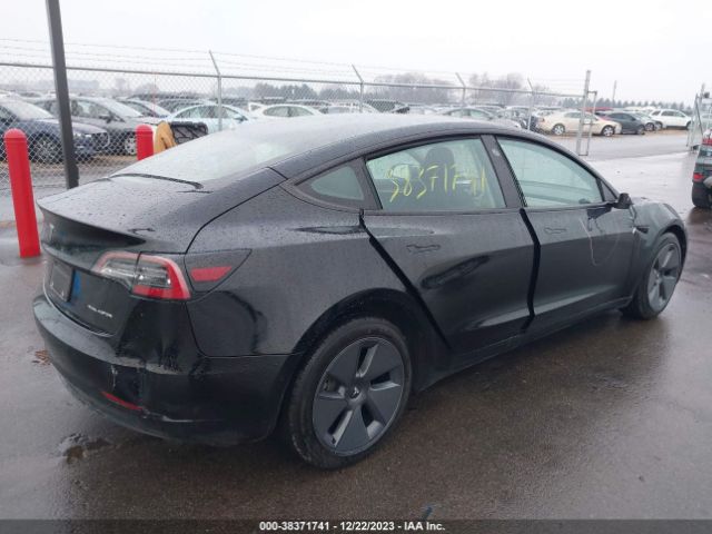 5YJ3E1EB7NF244056  tesla model 3 2022 IMG 3