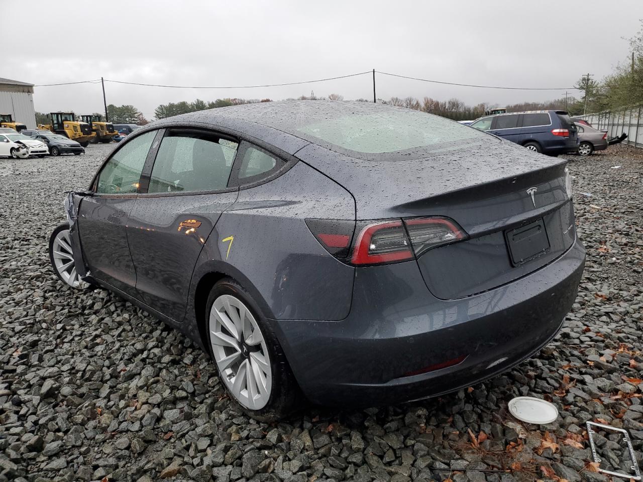 5YJ3E1EB8NF338253  tesla model 3 2022 IMG 2