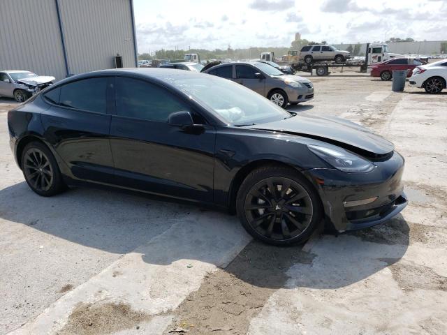 5YJ3E1EB9NF121164  tesla model 3 2022 IMG 3