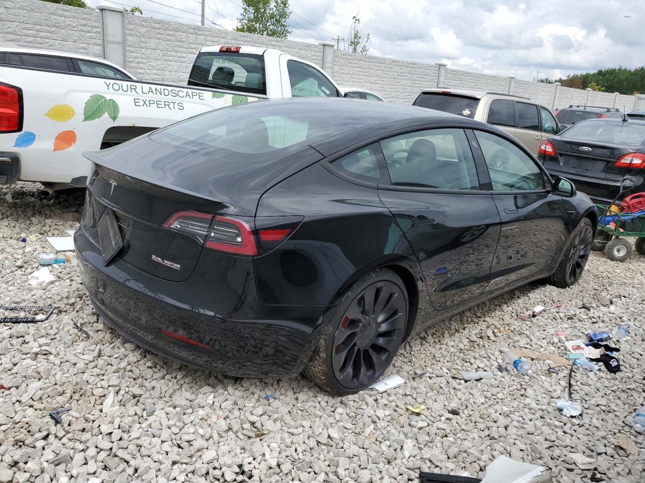 5YJ3E1EC4NF293529  tesla model 3 2022 IMG 2