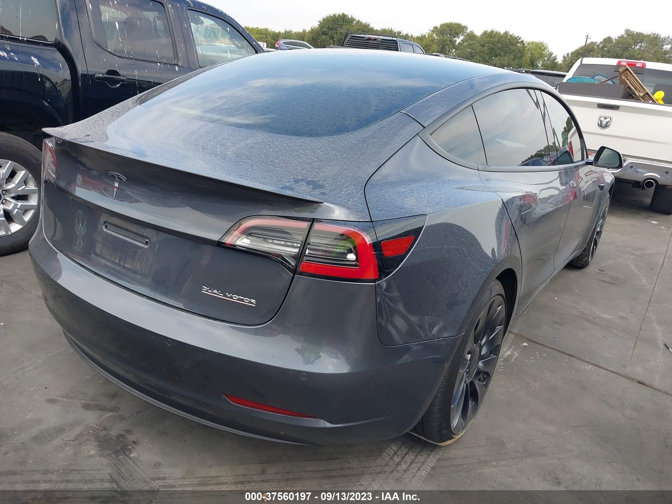 5YJ3E1EC7NF261867  tesla model 3 2022 IMG 3