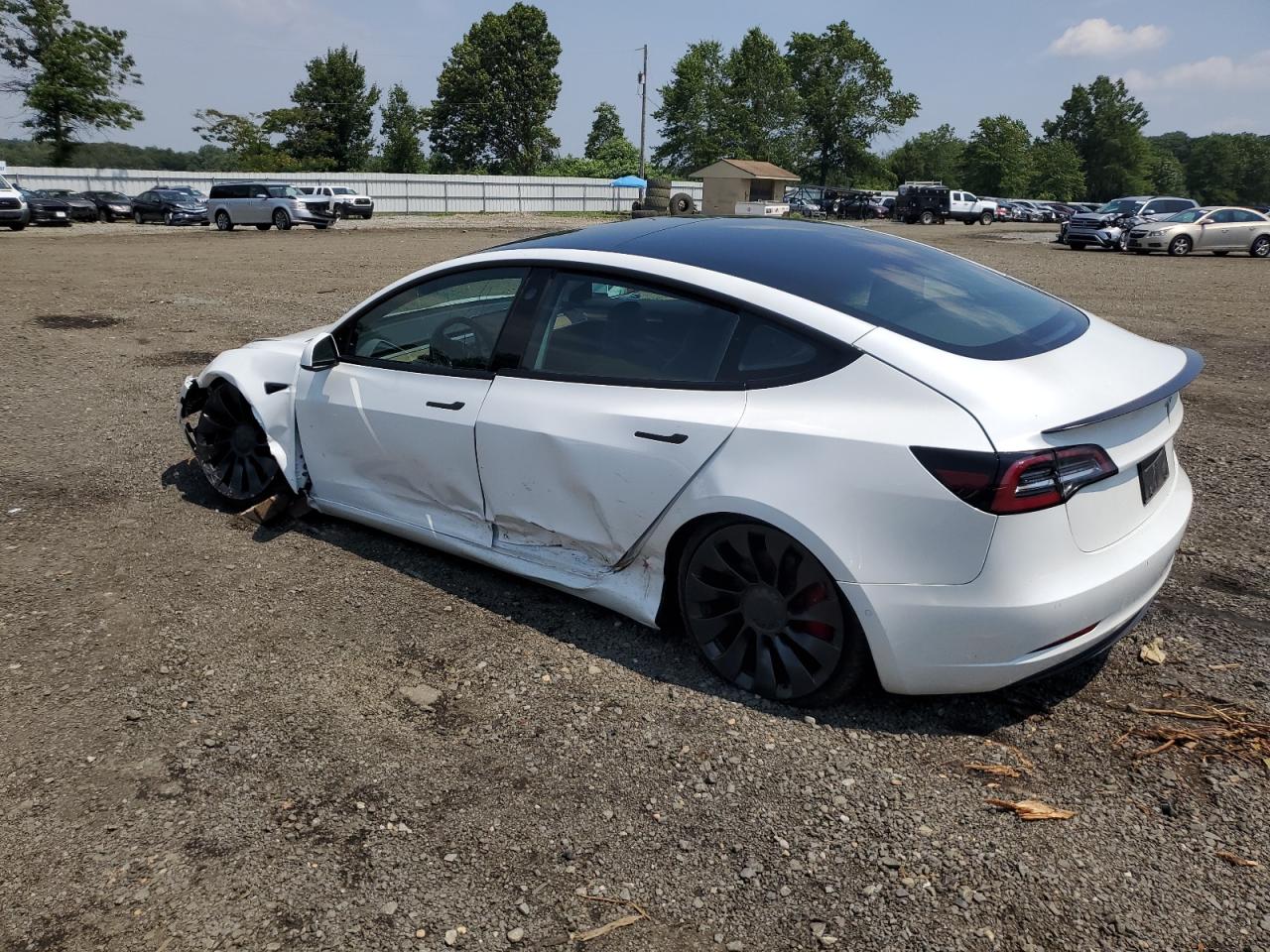 5YJ3E1ECXNF230421  tesla model 3 2022 IMG 1