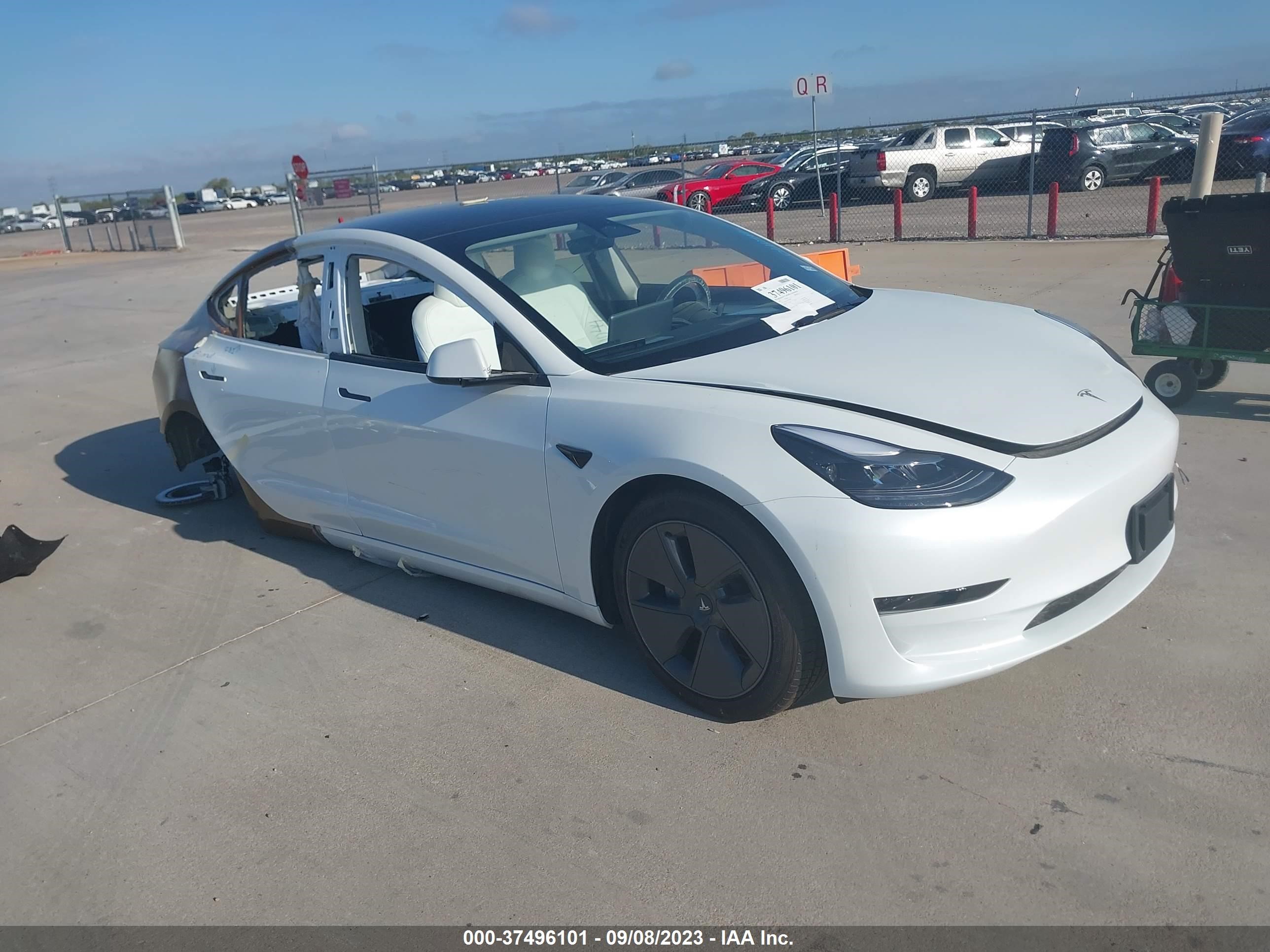 5YJ3E1EA3PF475904  tesla model 3 2023 IMG 0