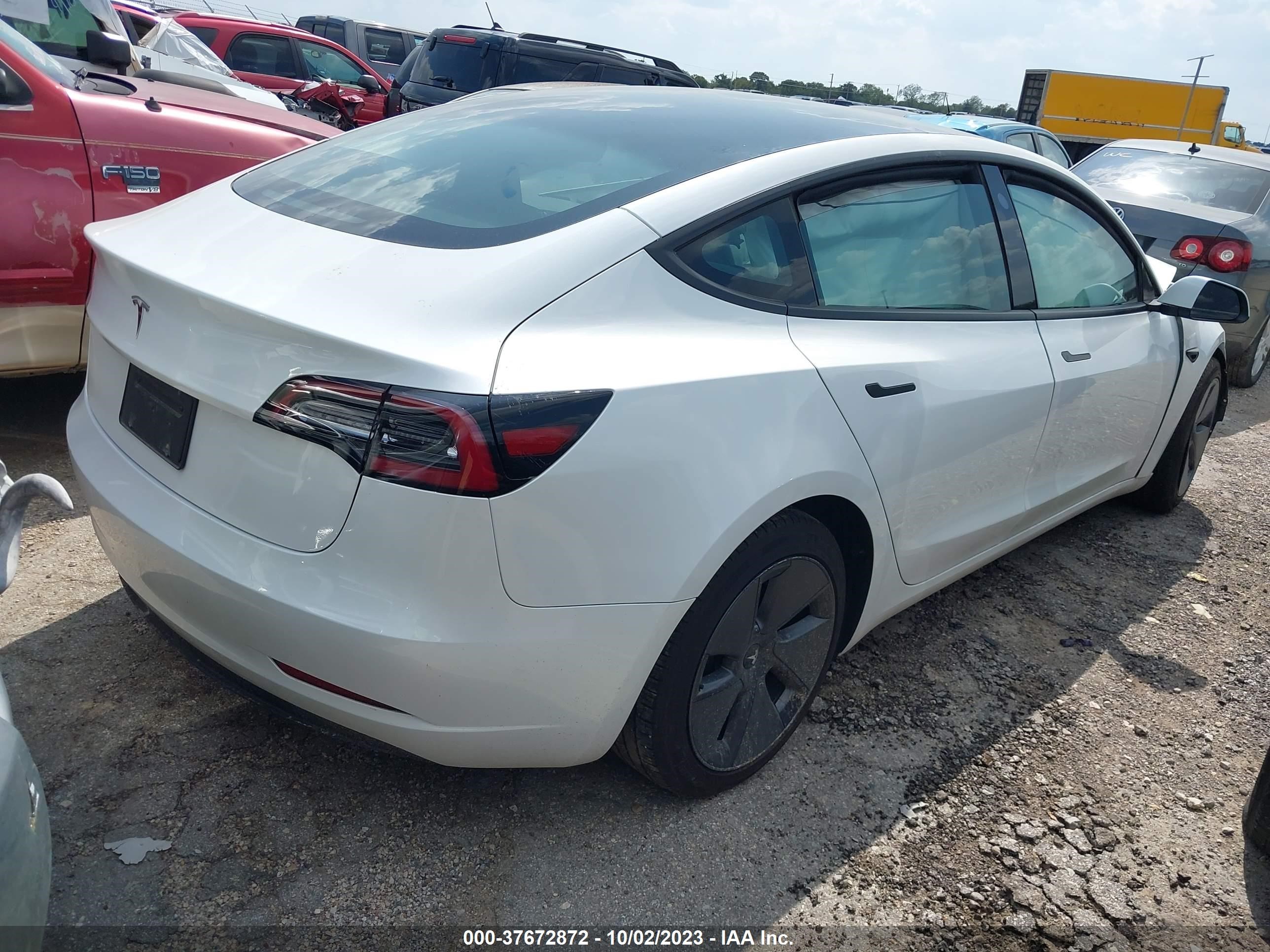 5YJ3E1EA9PF485885  tesla model 3 2023 IMG 3