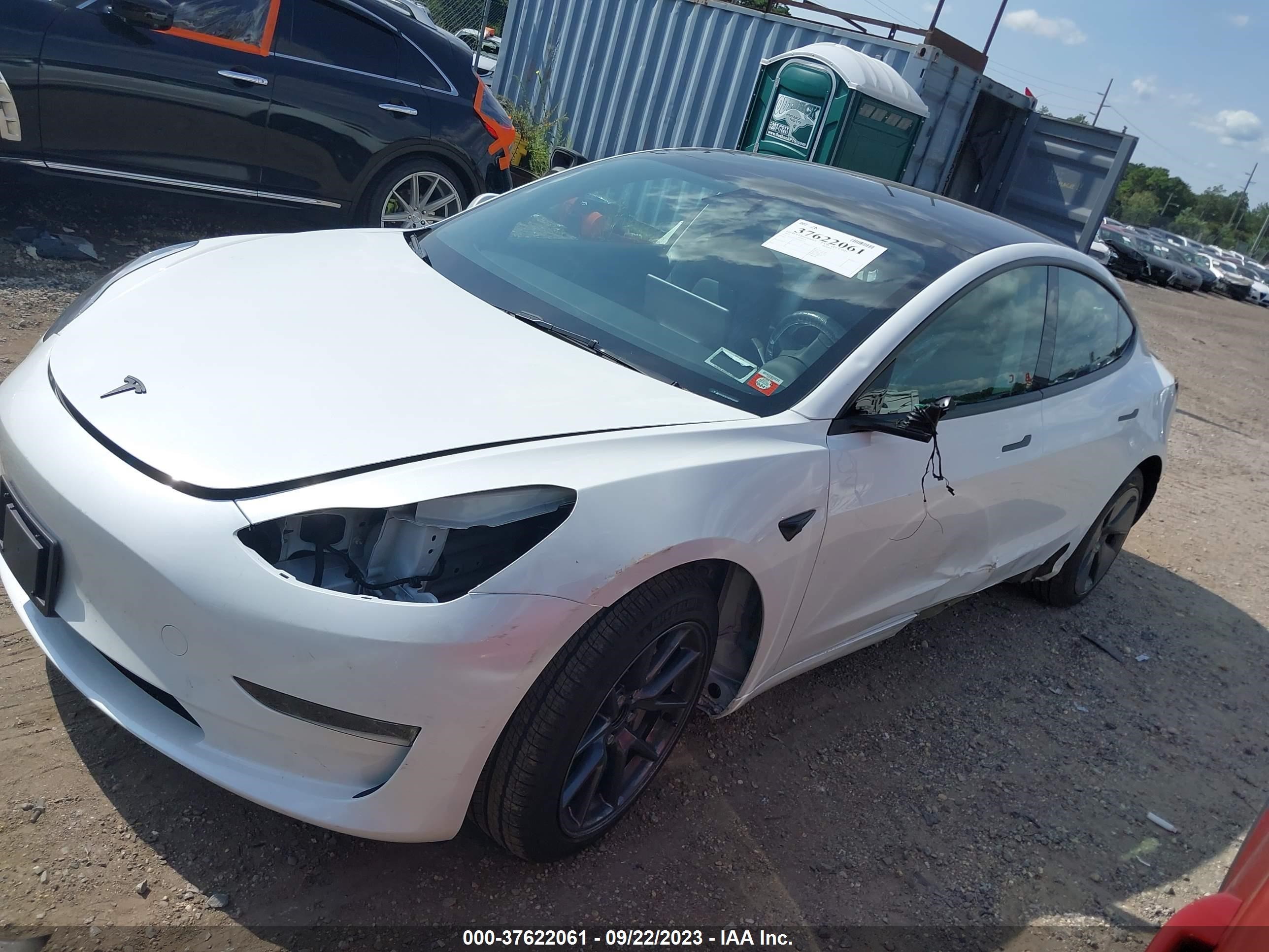 5YJ3E1EA9PF606415  tesla model 3 2023 IMG 1