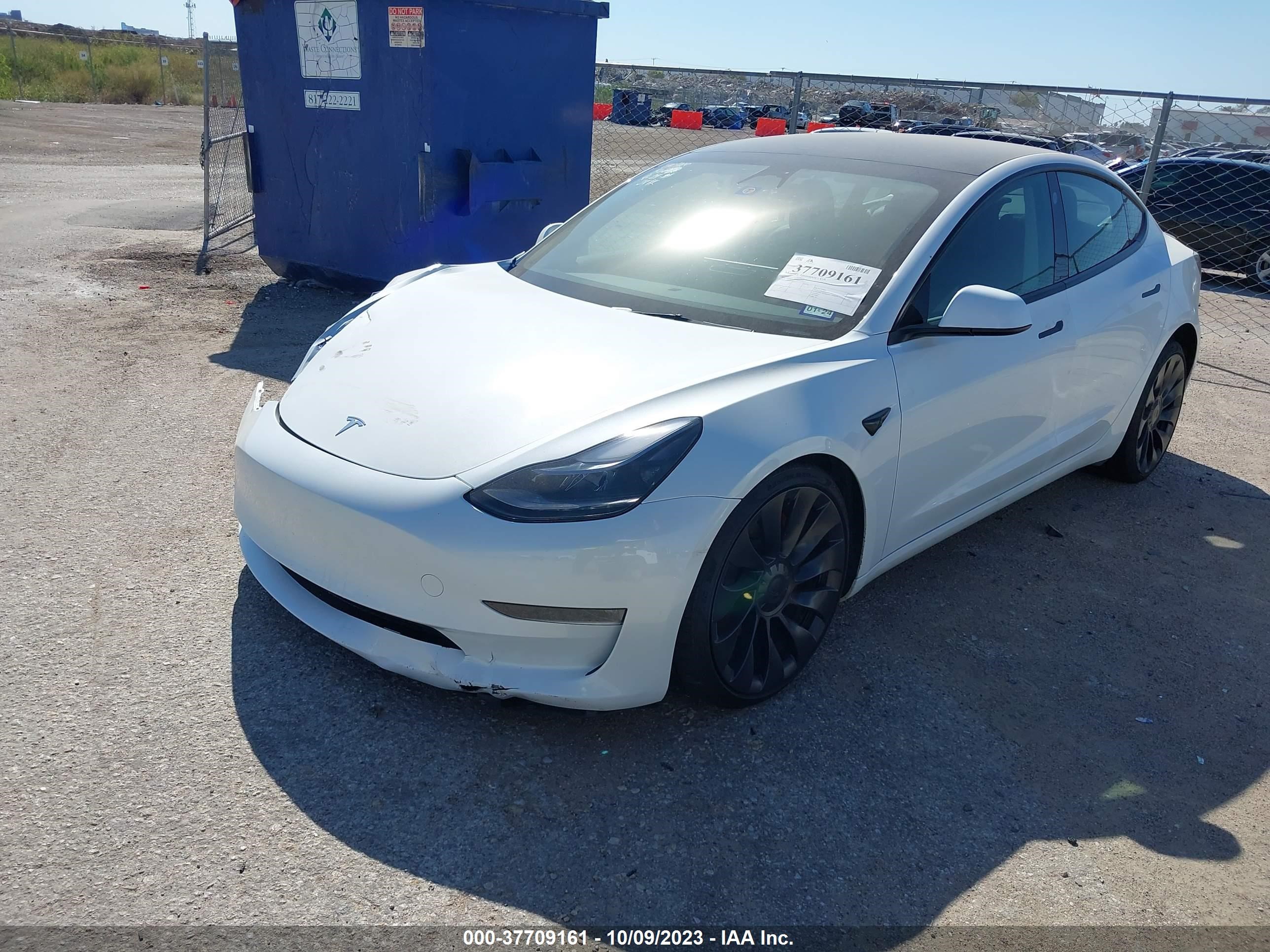 5YJ3E1EC3PF464189  tesla model 3 2023 IMG 1