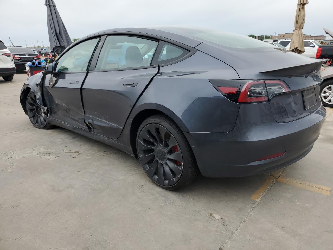 5YJ3E1EC6PF695538  tesla model 3 2023 IMG 1