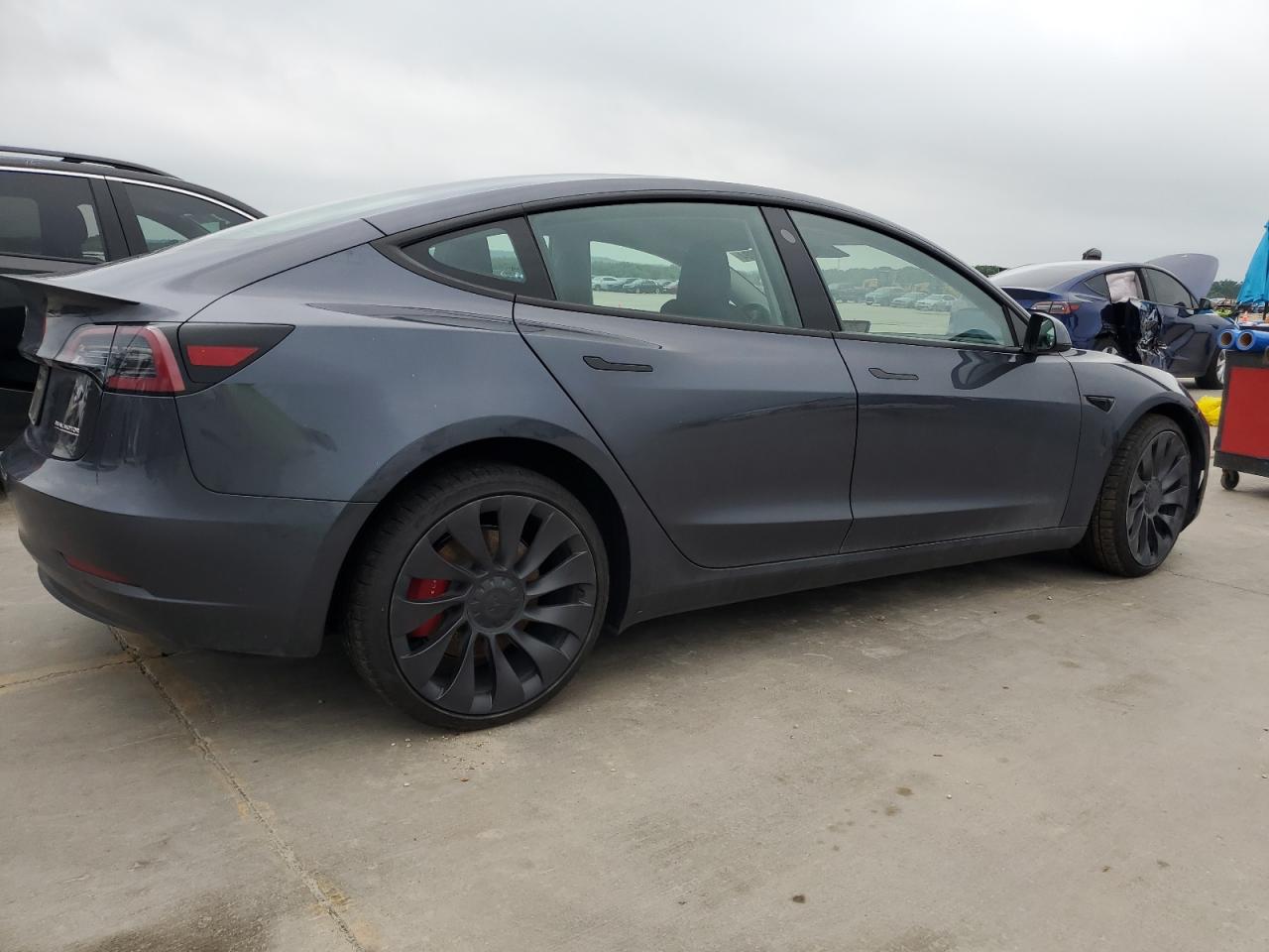 5YJ3E1EC6PF695538  tesla model 3 2023 IMG 2