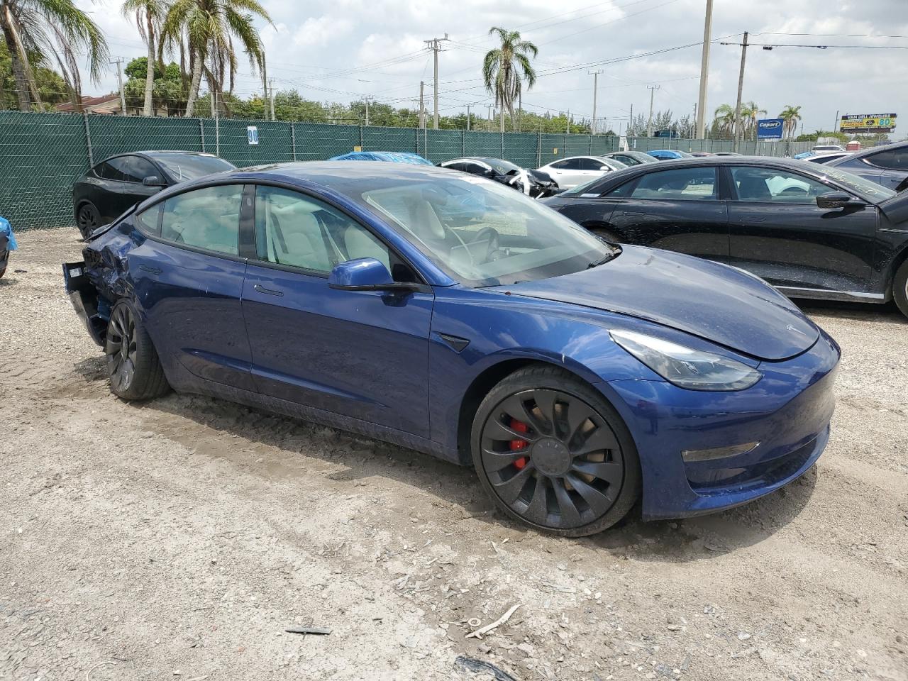 5YJ3E1EC8PF465015  tesla model 3 2023 IMG 3