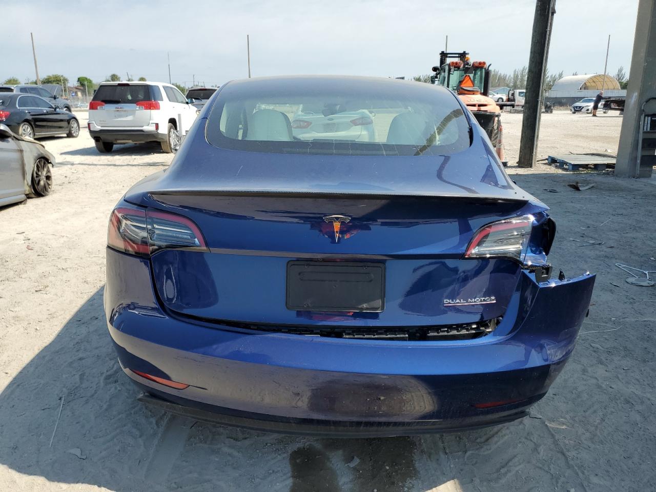 5YJ3E1EC8PF465015  tesla model 3 2023 IMG 5