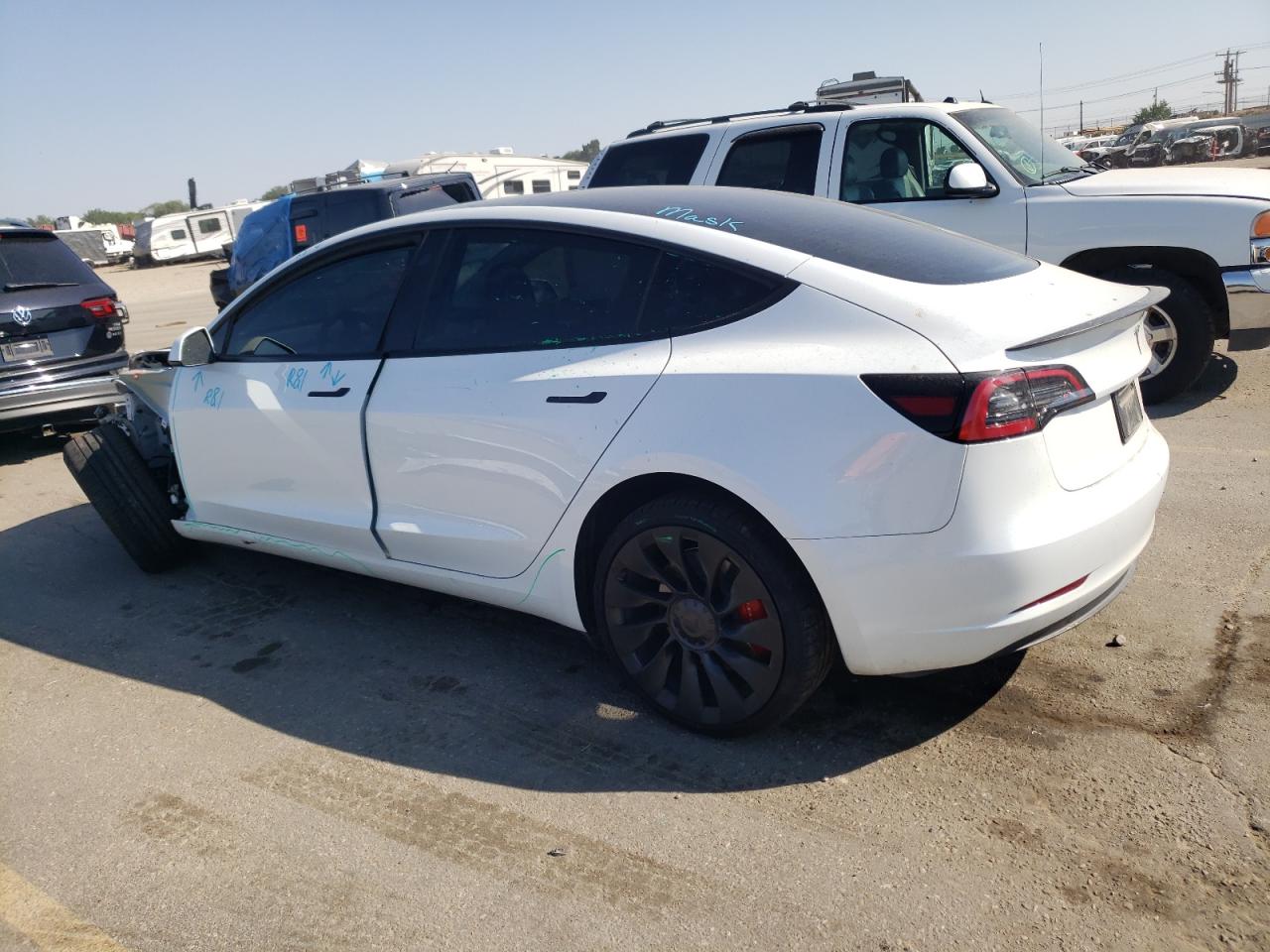 5YJ3E1EC8PF503519  tesla model 3 2023 IMG 1