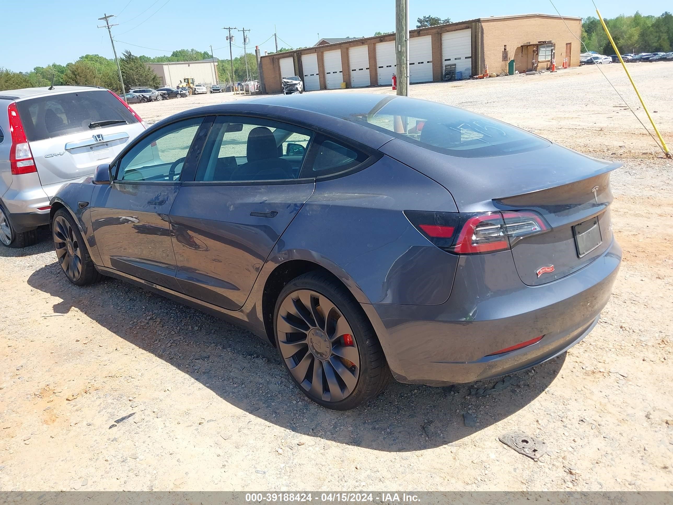 5YJ3E1EC9PF479280  tesla model 3 2023 IMG 2