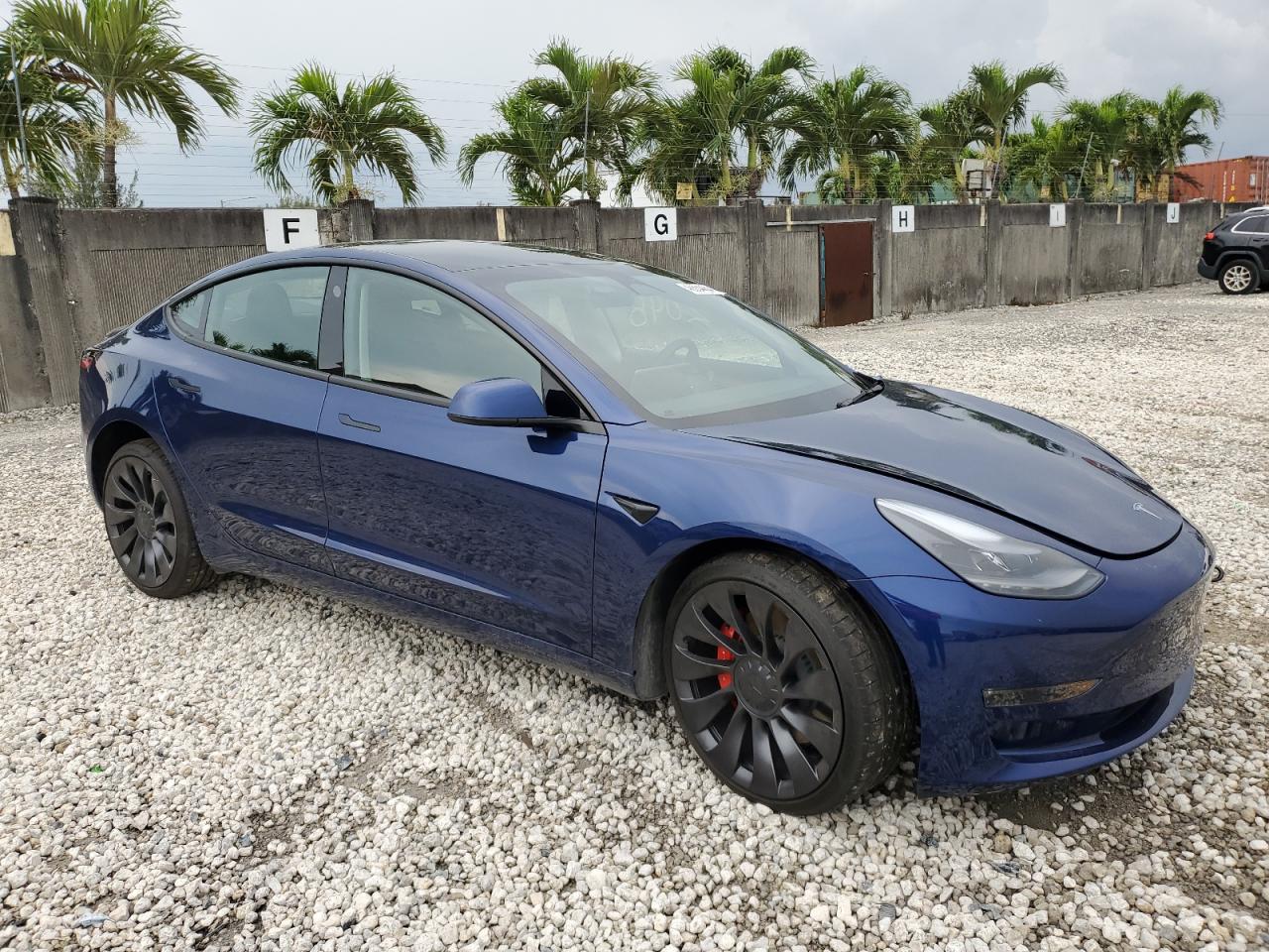 5YJ3E1EC9PF693086  tesla model 3 2023 IMG 3