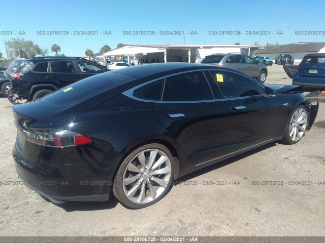 5YJSA1AC2DFP10514  tesla model s 2013 IMG 3