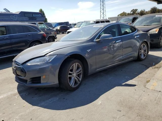 5YJSA1AC5DFP10149  tesla model s 2013 IMG 0