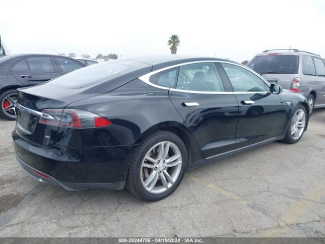 5YJSA1CG6DFP27526  tesla model s 2013 IMG 3