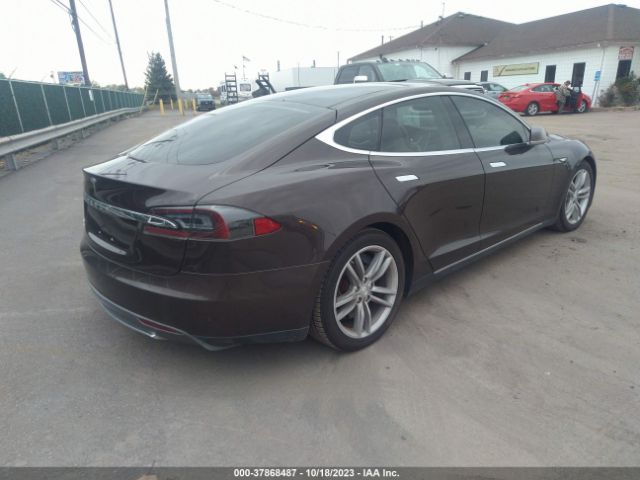 5YJSA1CN8DFP06157  tesla model s 2013 IMG 3