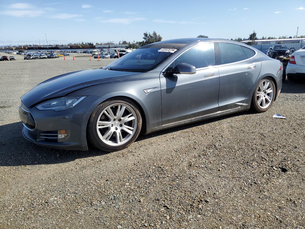 5YJSA1DN6DFP14076  tesla model s 2013 IMG 0