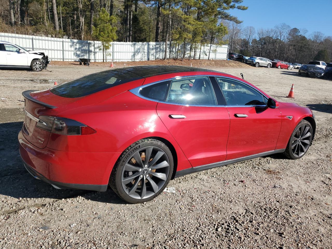 5YJSA1DP0DFP26497  tesla model s 2013 IMG 2