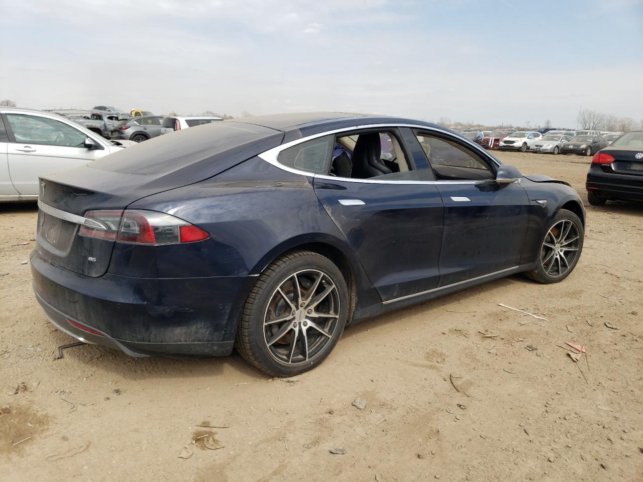 5YJSA1H18EFP62445  tesla model s 2014 IMG 2