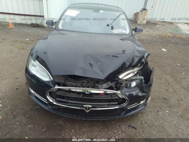 5YJSA1S15EFP33915  tesla model s 2014 IMG 5