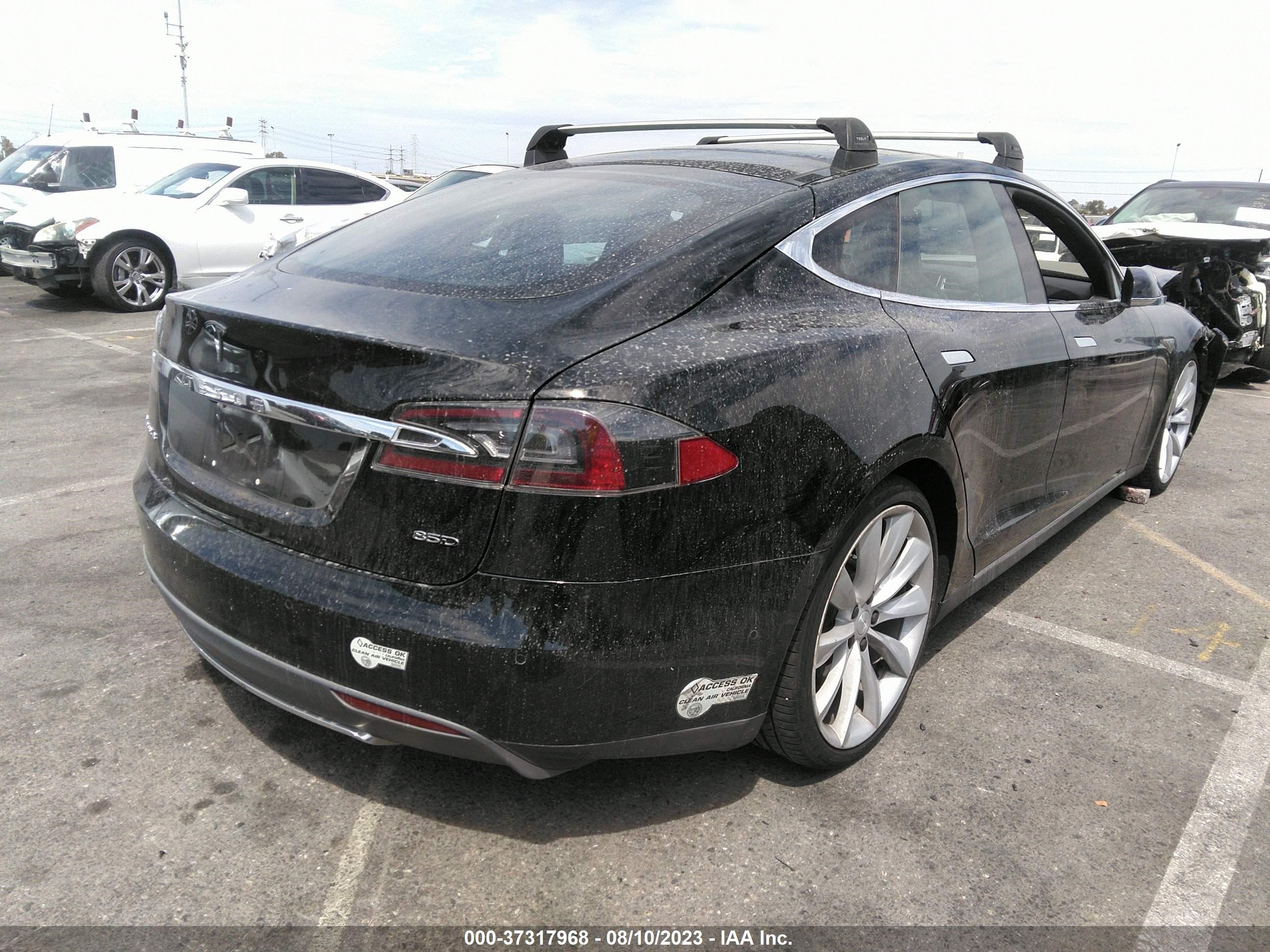 5YJSA1E24FF102868  tesla model s 2015 IMG 3