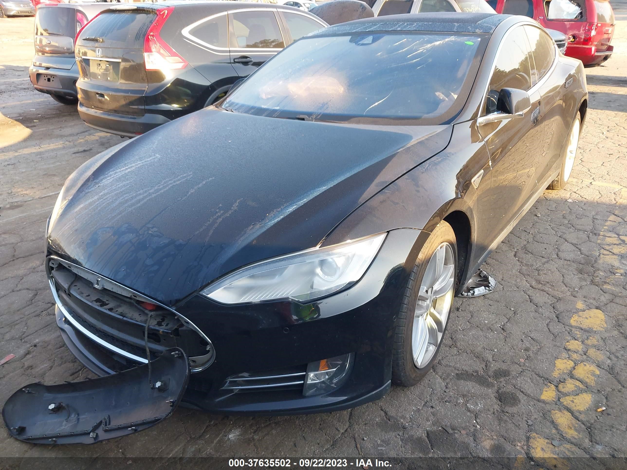 5YJSA1E24FF103969  tesla model s 2015 IMG 1