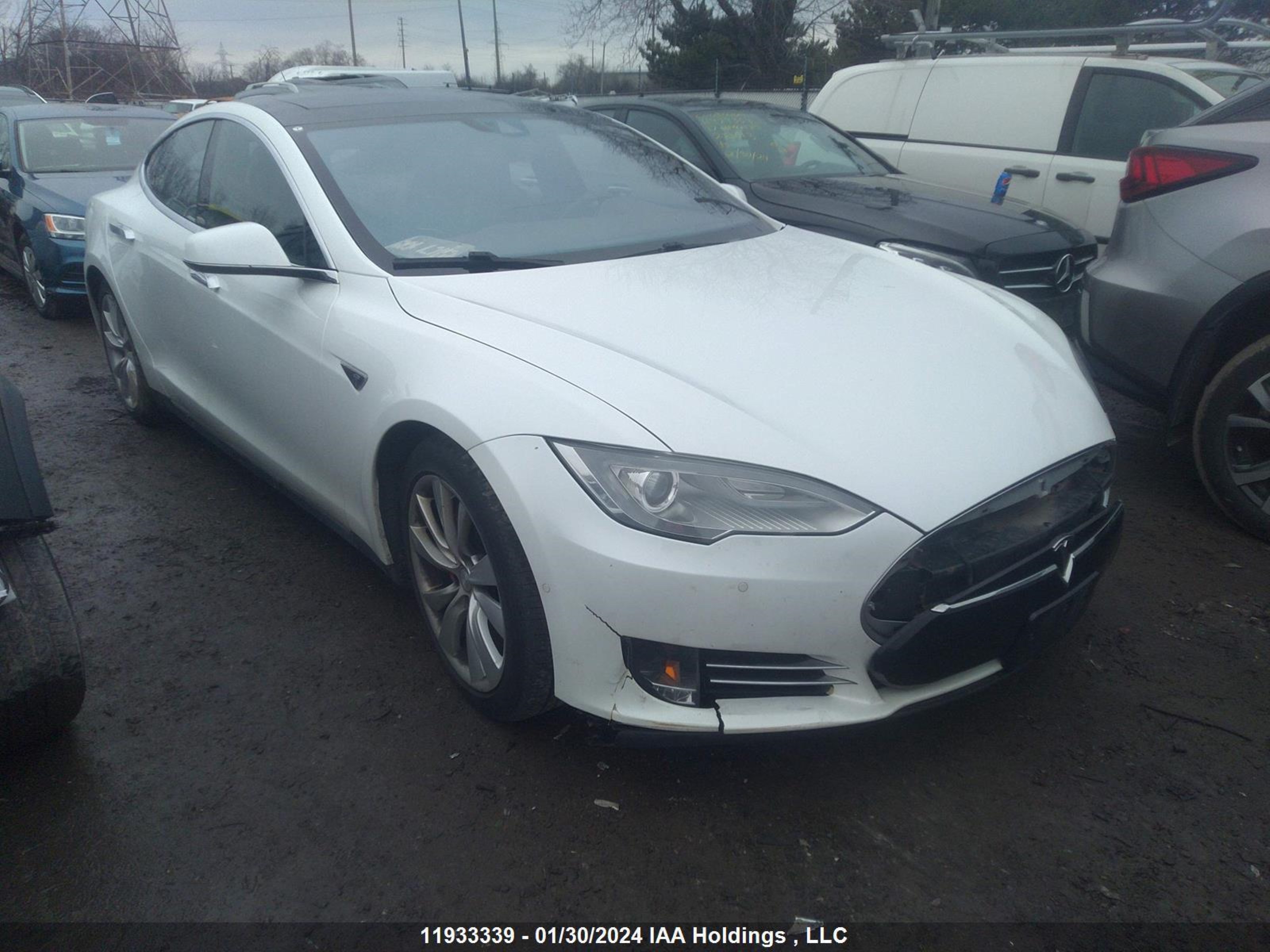 5YJSA1E44FF101639  tesla model s 2015 IMG 0