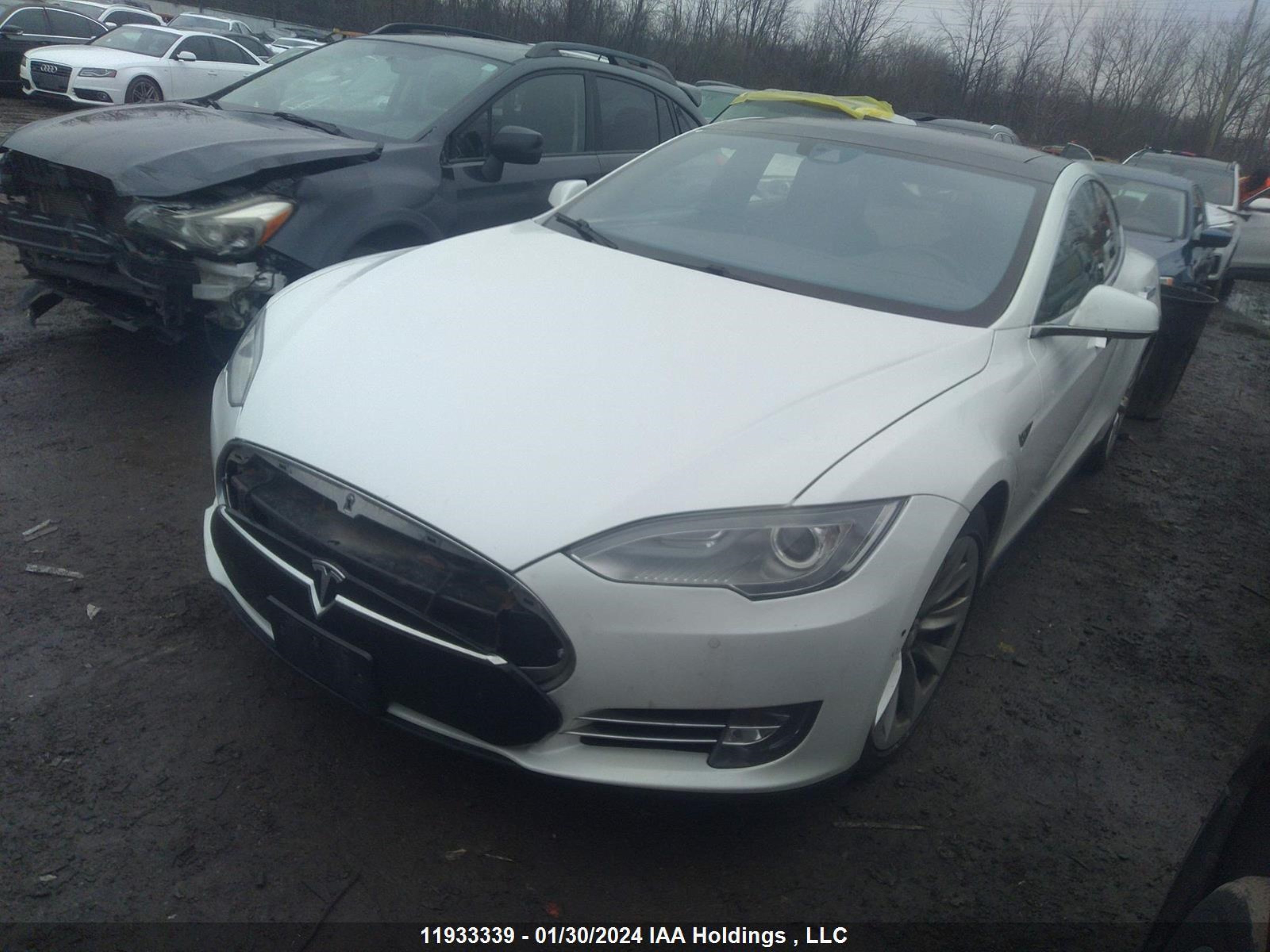 5YJSA1E44FF101639  tesla model s 2015 IMG 1