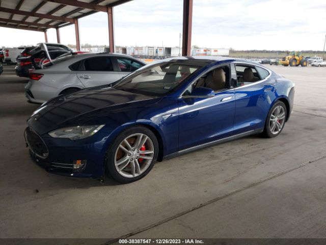 5YJSA1E44FF104184  tesla model s 2015 IMG 1