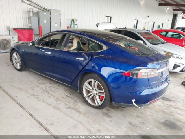 5YJSA1E44FF104184  tesla model s 2015 IMG 2